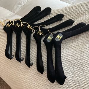 6 authentic Chanel hangers
